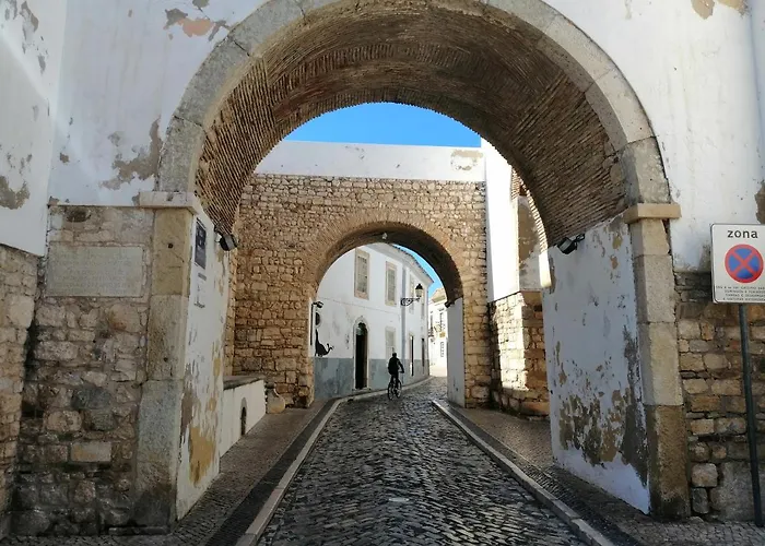 Happen!ng Konukevi Faro